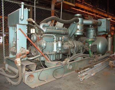 Leroi dresser compressor 1050S w/waukesha diesel engine