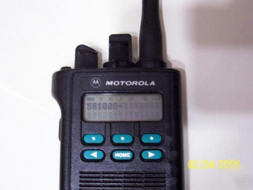 Vhf astro saber iii P25 des-xl, battery and antenna 